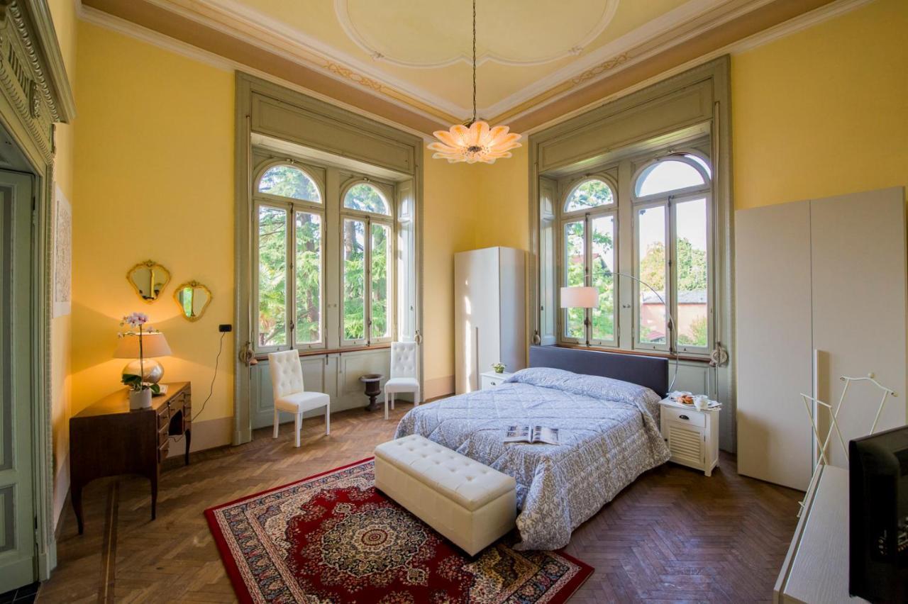 Villa Confalonieri Mandello del Lario Pokoj fotografie